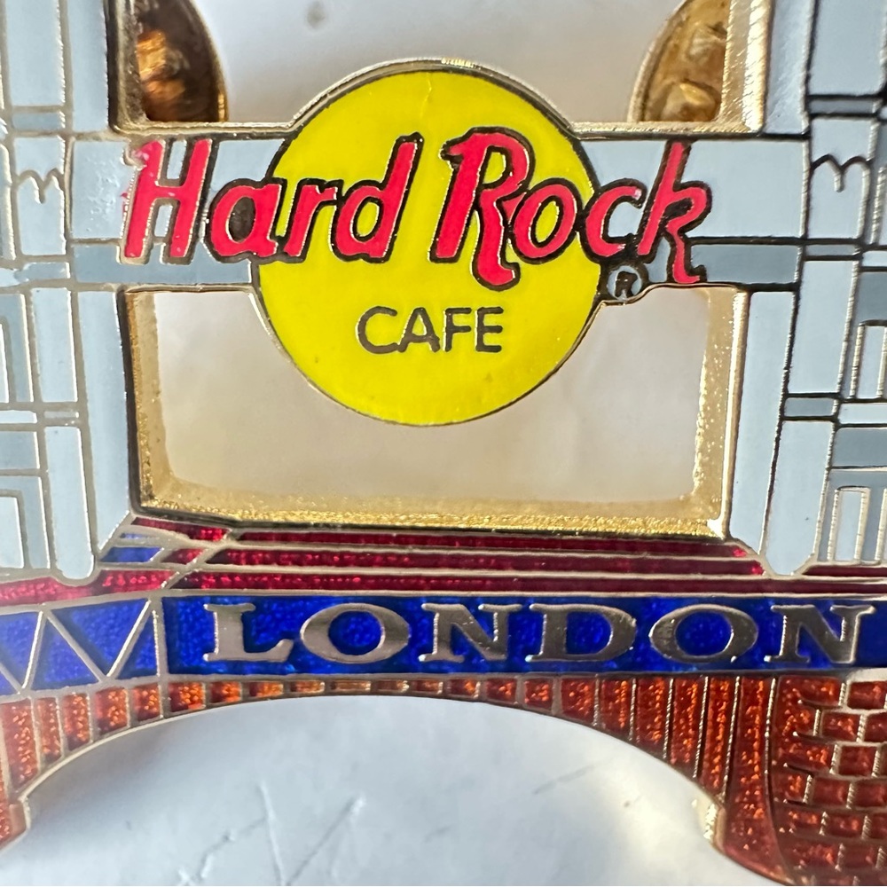 Hard Rock Cafe London Keychain - Yellow, Red, Blue, Gold